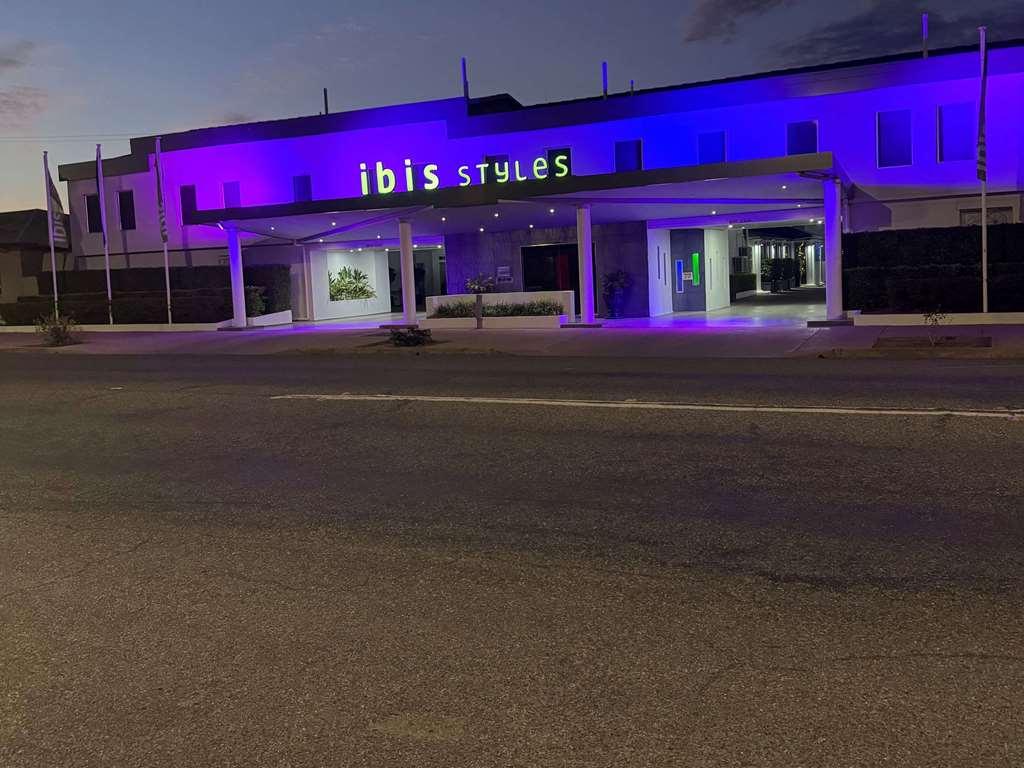 Ibis Styles Broken Hill Hotel Exterior photo