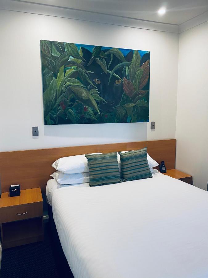 Ibis Styles Broken Hill Hotel Exterior photo